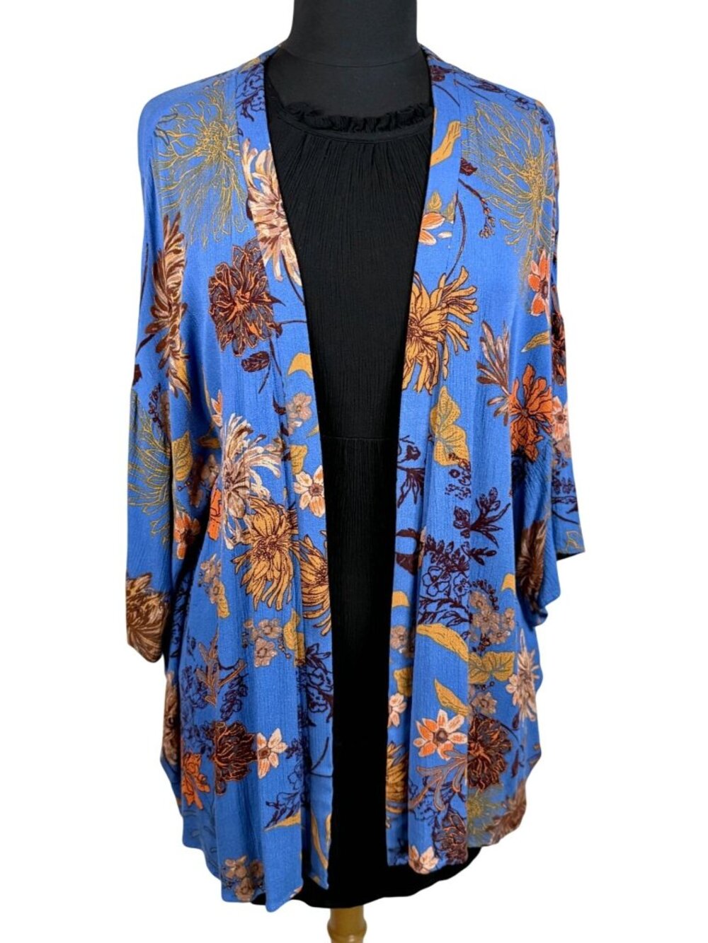En Creme Blue Floral Boho Kimono Duster Cover Up